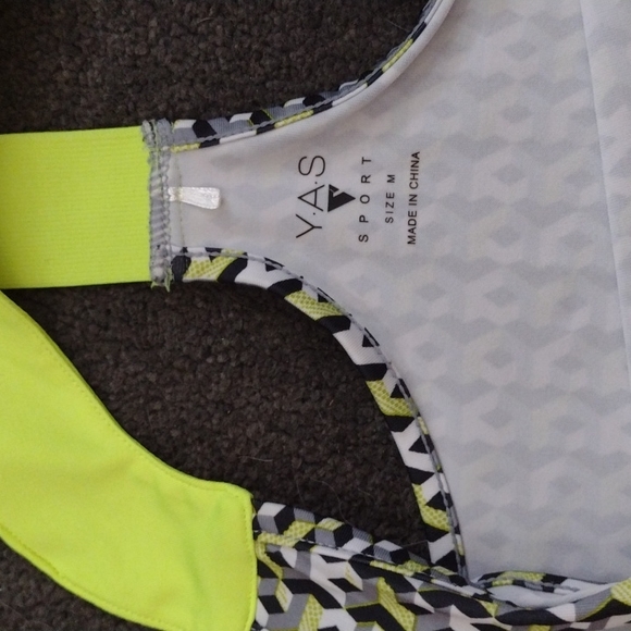 NWOT PLUS Neon RACER BACK & PATTERN Workout Tank by Y*A*S YAS!! - Picture 6 of 9